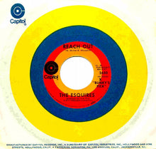 Load image into Gallery viewer, The Esquires – Reach Out / Listen To Me (7" Vinyl, Pre-Owned)
