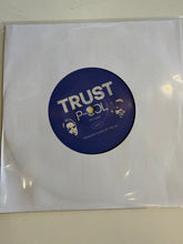 Load image into Gallery viewer, Dj Psol- Harlem World b/w Trust 7&quot;
